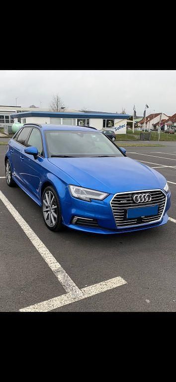 Gebraucht Audi A3 S-Line 204 PS (150 kW) 2020 Blau Limousine