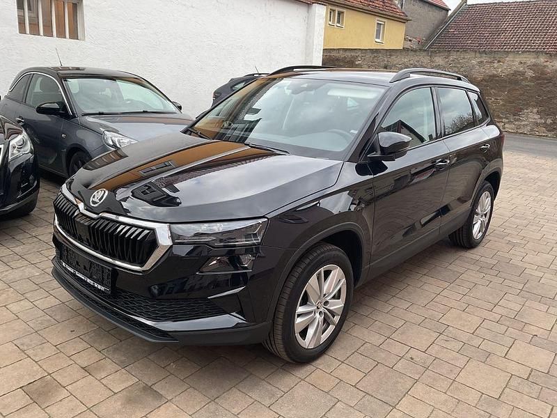 Gebraucht Skoda Karoq Selection 150 PS (110 kW) 2024 Schwarz SUV