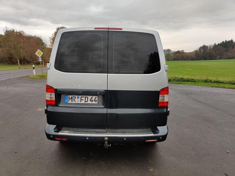 Gebraucht VW Transporter 105 PS (77 kW) 2005 Silber Van