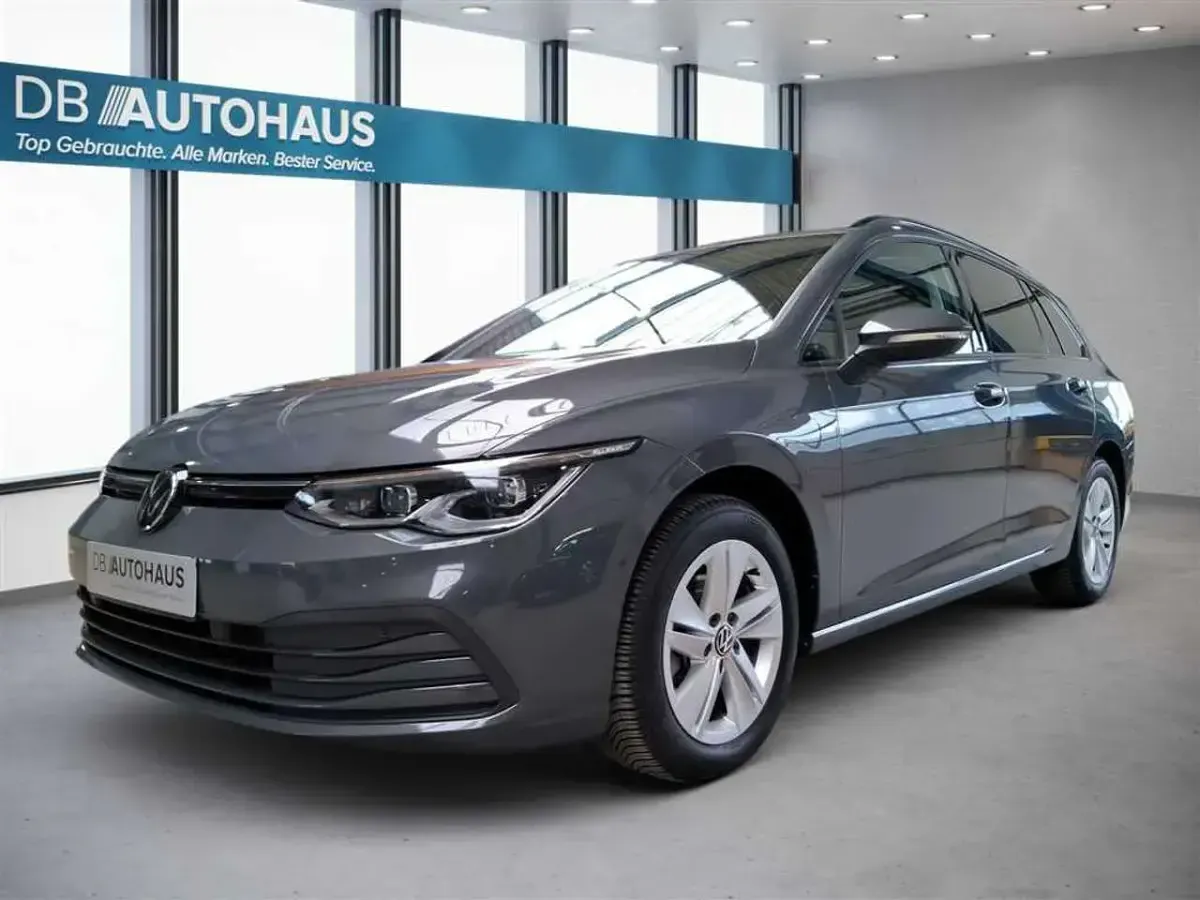 Gebraucht VW Golf VIII Life 150 PS (110 kW) 2024 Kombi