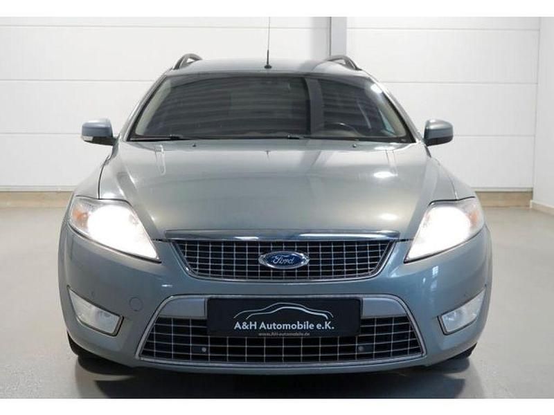 Gebraucht Ford Mondeo Titanium 140 PS (102 kW) 2008 Silber Kombi