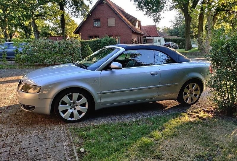 Blau Gebraucht 2003 Audi A4 Cabriolet Cabrio | 4.000 € (Superpreis) - Bild 1/3
