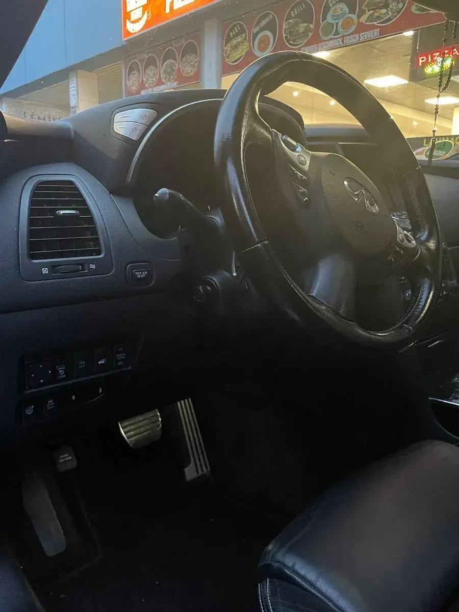 Gebraucht Infiniti Fx30 247 PS (181 kW) 2014 Schwarz SUV
