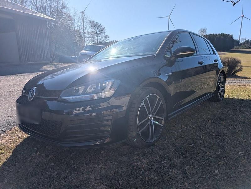 Gebraucht VW Golf VII GTD 184 PS (135 kW) 2014 Schwarz Limousine