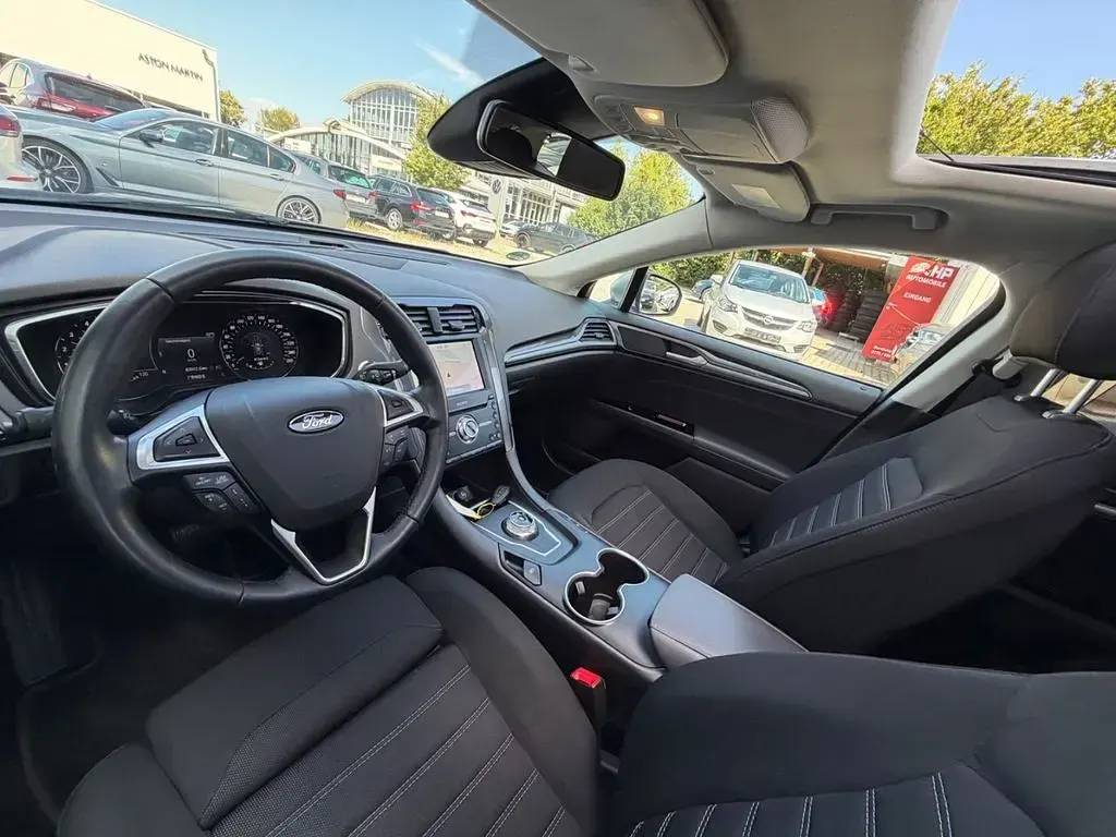 Gebraucht Ford Mondeo Titanium 150 PS (110 kW) 2022 Silber Limousine