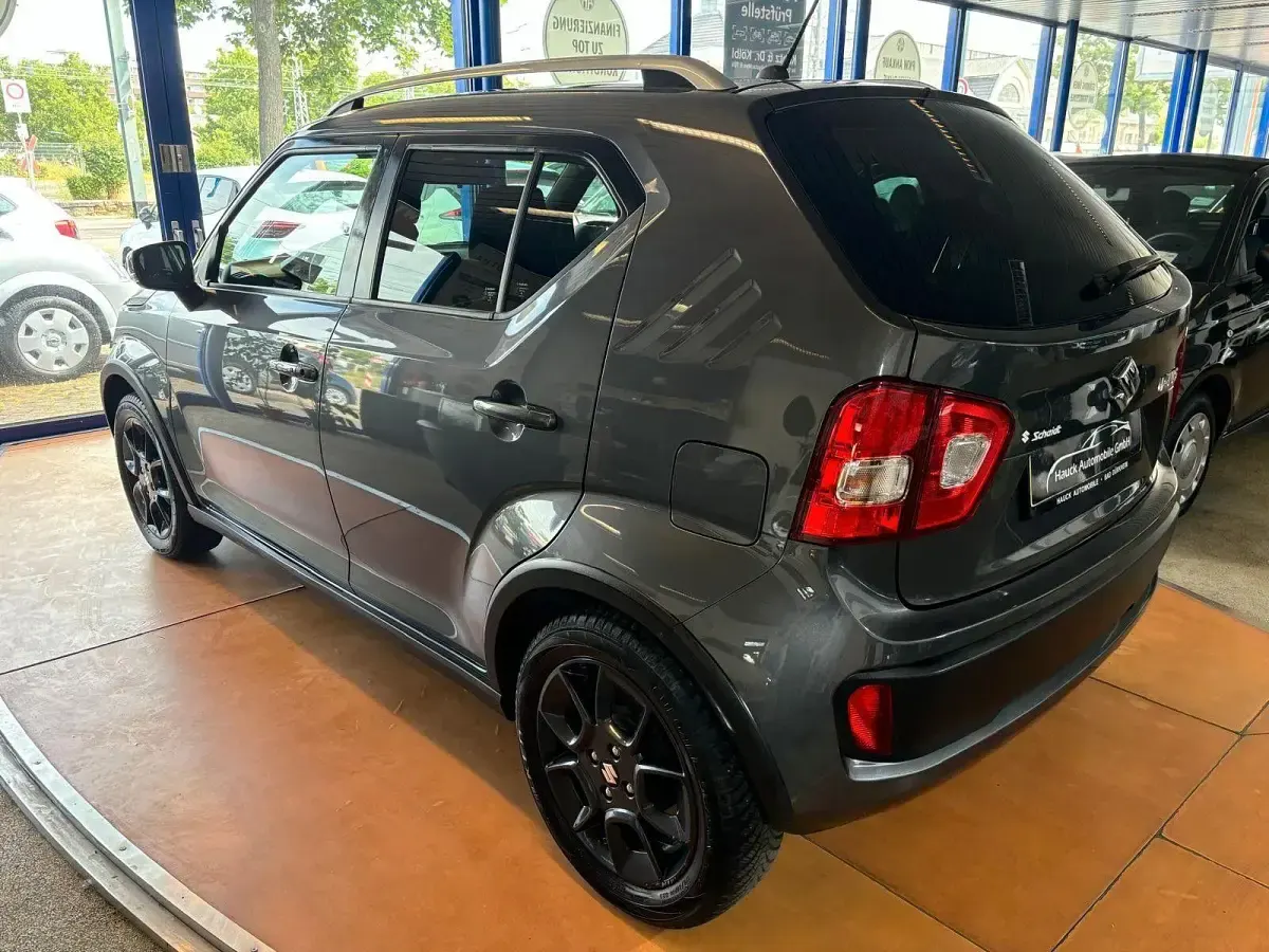 Gebraucht Suzuki Ignis Comfort+ 90 PS (66 kW) 2017 Grau SUV