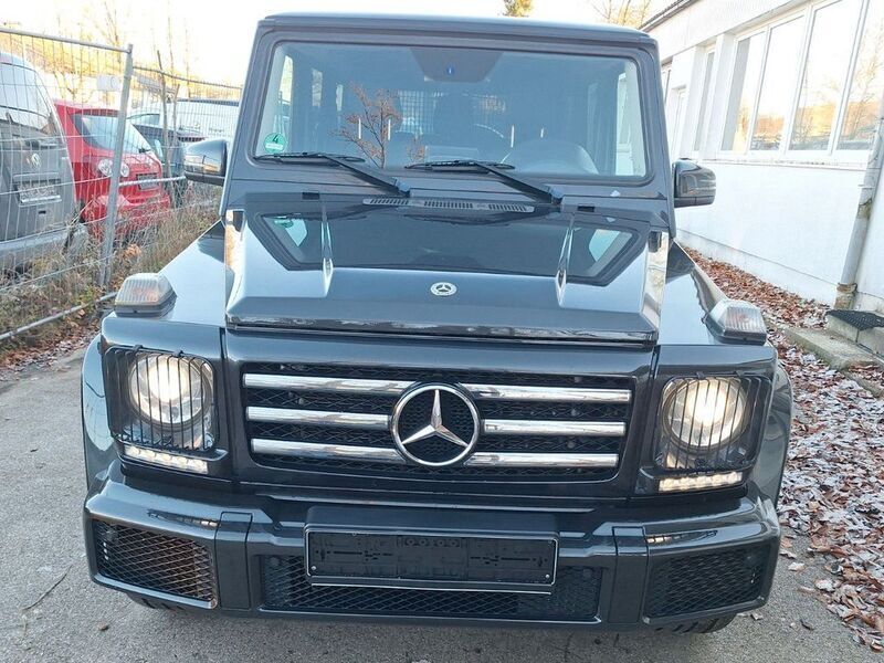 Schwarz Gebraucht 2018 Mercedes G350 SUV | 71.400 € (Fairer Preis) - Bild 1/4