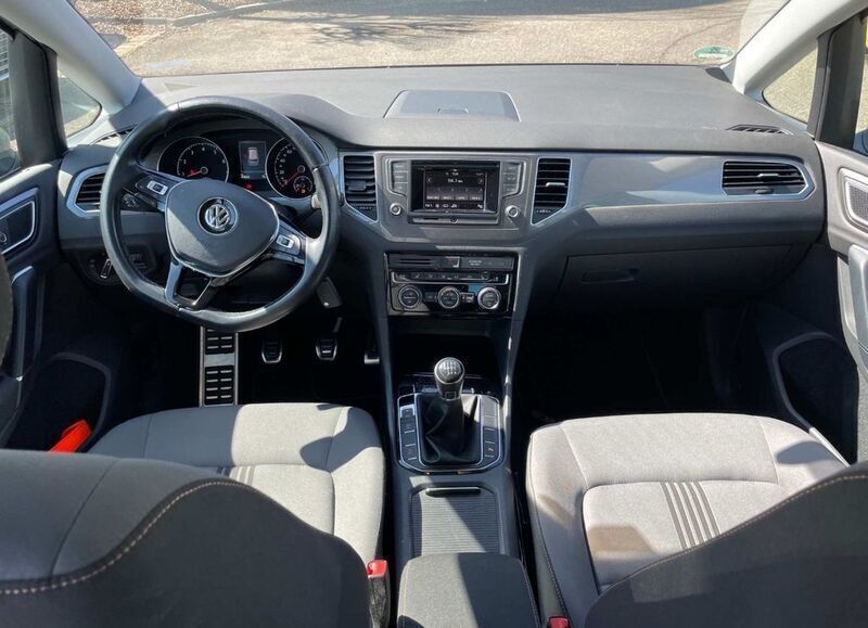 Gebraucht VW Golf Sportsvan Allstar 110 PS (80 kW) 2016 Silber Van / Kleinbus