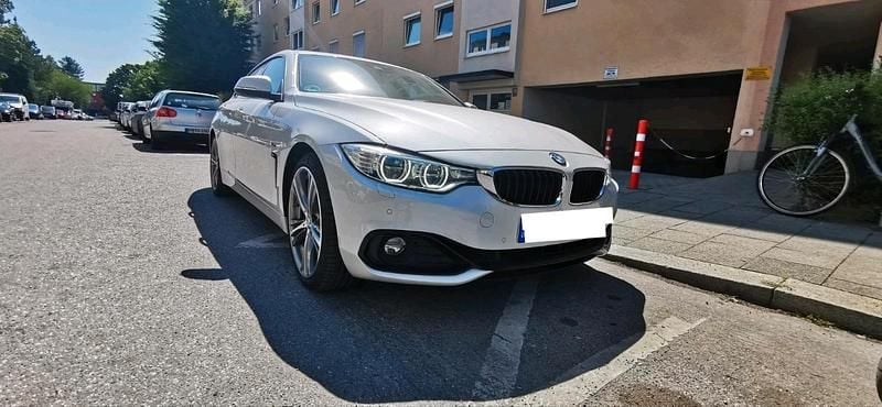 Weiß Gebraucht 2016 BMW 430 Gran Coupé Sport Line Coupé | 21.990 € (Guter Preis) - Bild 1/4
