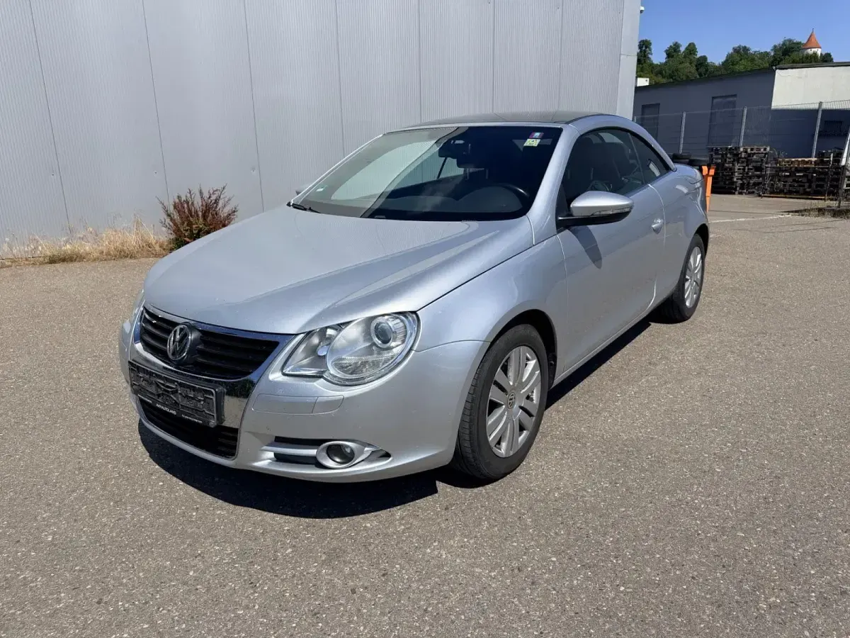 Gebraucht VW Eos 122 PS (89 kW) 2010 Silber Cabrio