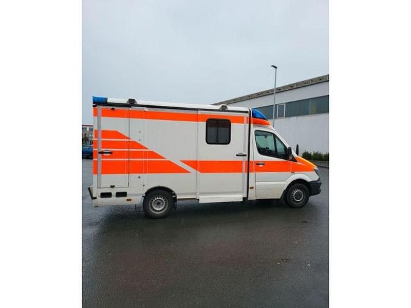 Second-hand Mercedes Sprinter 190 CP (139 kW) 2014 Alb Van