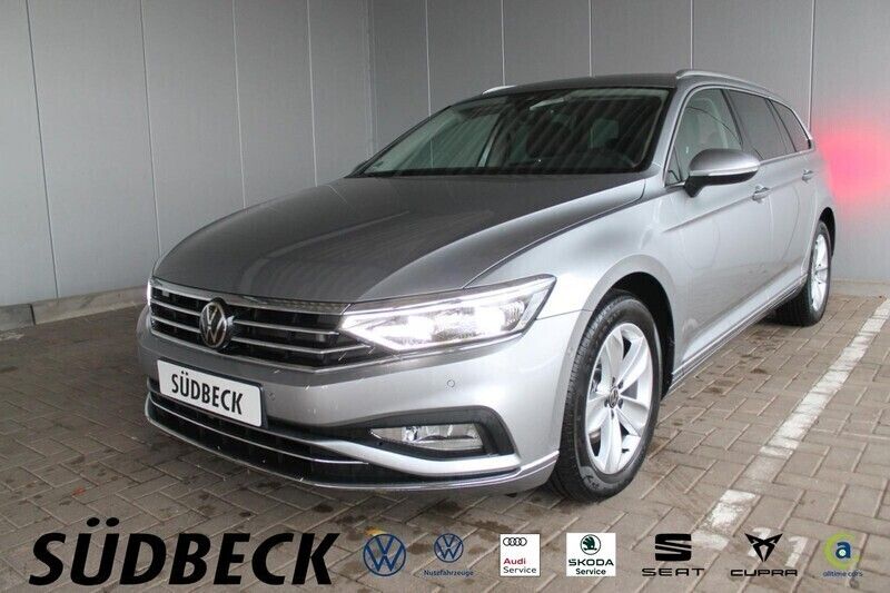 Pyritsilber (metallic) Gebraucht 2022 VW Passat Elegance Kombi | 33.290 € - Bild 1/4