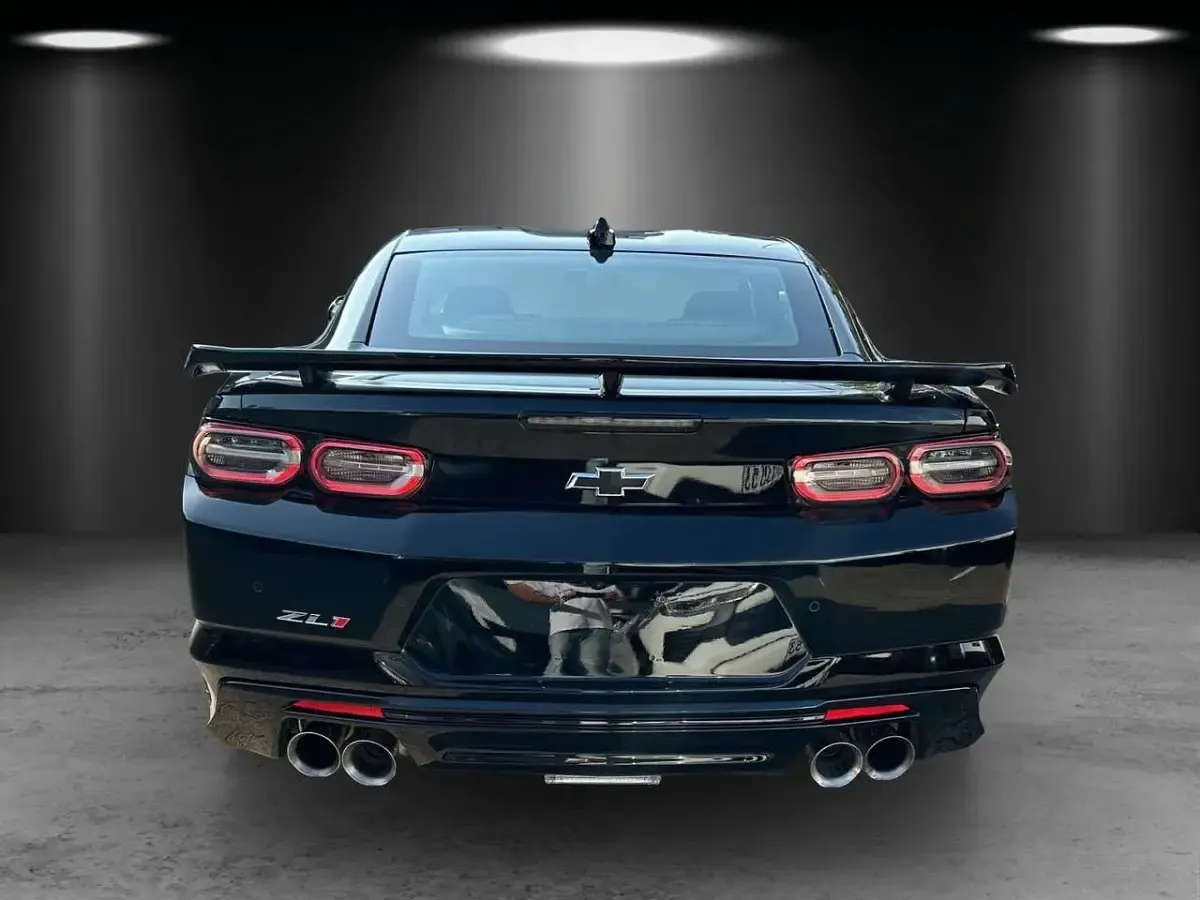 Gebraucht Chevrolet Camaro ZL1 650 PS (478 kW) 2024 Black/sueded microfiber Coupé