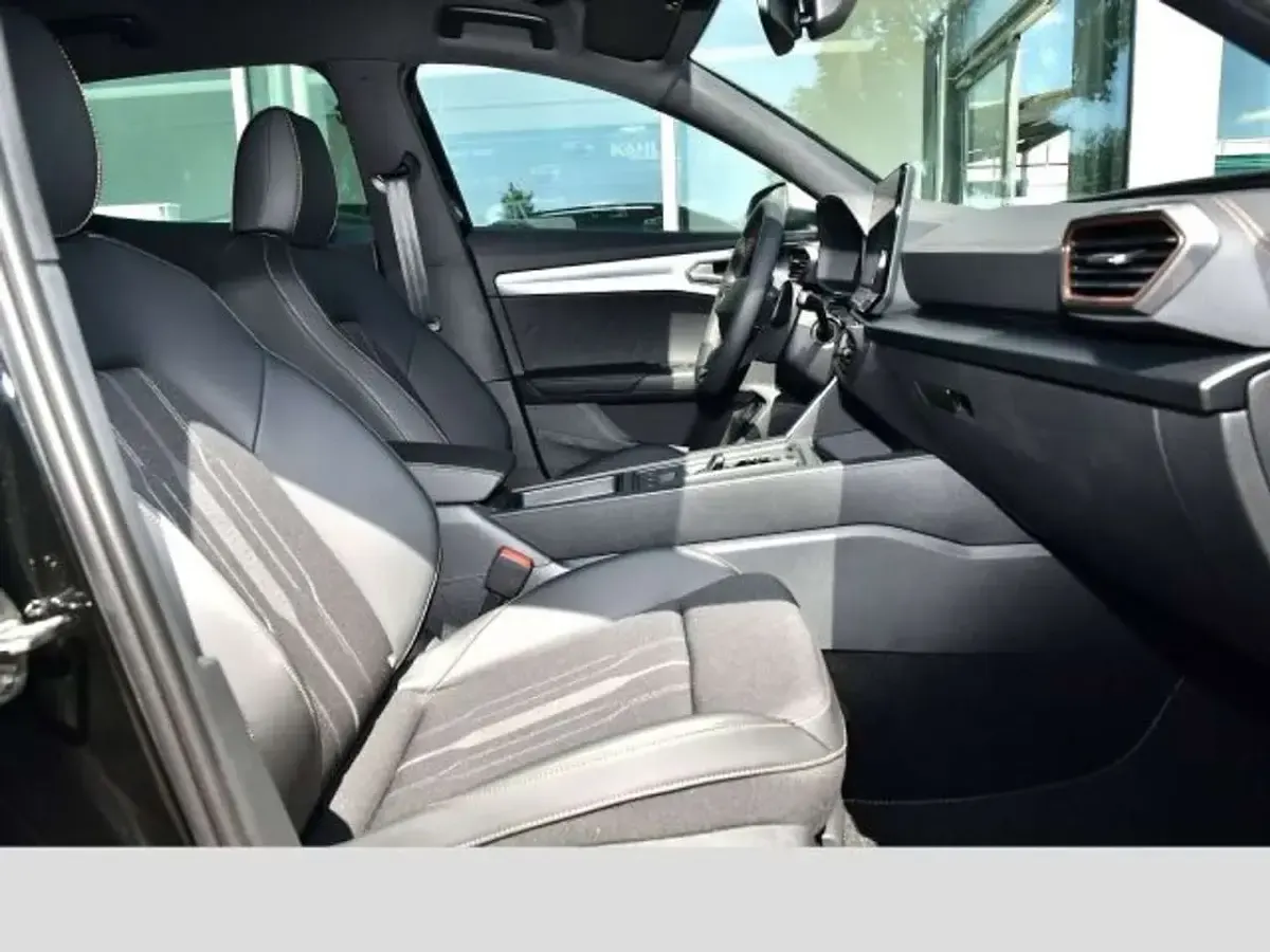 Gebraucht Cupra Formentor 150 PS (110 kW) 2024 Mitternachtsschwarz SUV