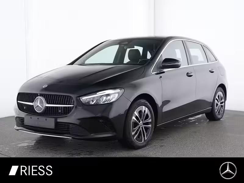 Second-hand Mercedes E250 Progressive 163 CP (119 kW) 2025 Negru Break