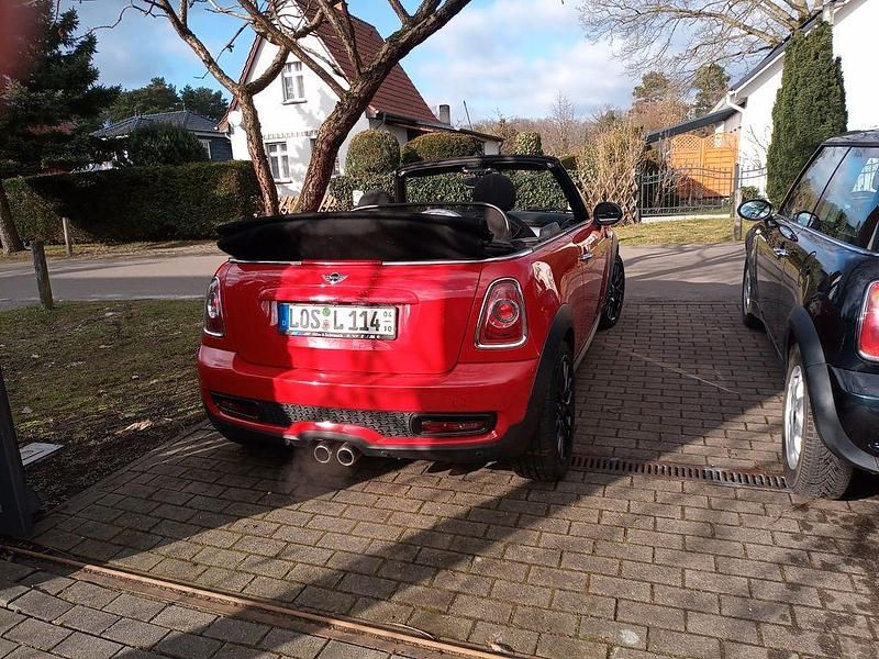 Rot Gebraucht 2014 Mini Cooper S Cabriolet Cabrio | 12.600 € (Fairer Preis) - Bild 1/2