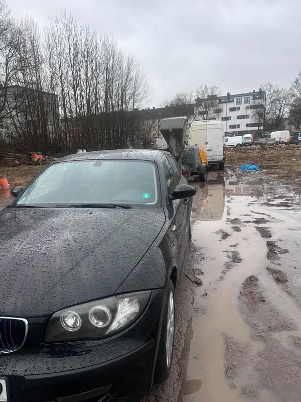 Gebraucht BMW 116 116 PS (85 kW) 2007 Schwarz Kleinwagen