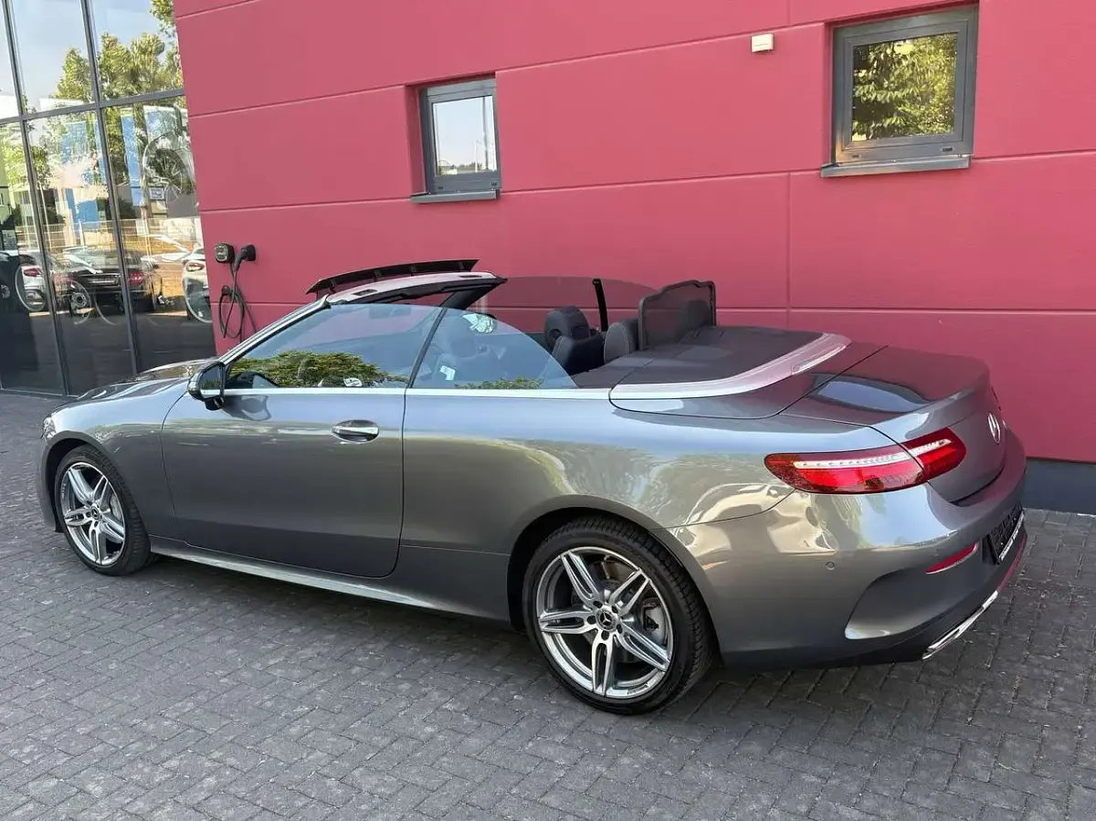 Gebraucht Mercedes E450 Sport 367 PS (269 kW) 2019 Selenitgrau** Cabrio