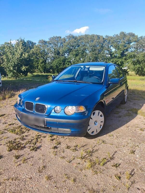 Blau Gebraucht 2001 BMW 316 Compact Kleinwagen | 2.700 € (Fairer Preis) - Bild 1/4