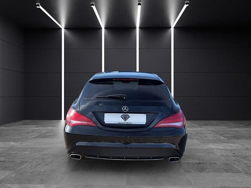 Gebraucht Mercedes CLA250e Shooting Brake 211 PS (155 kW) 2015 Schwarz Kombi