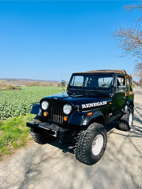 Schwarz Gebraucht 1983 Jeep CJ SUV | 27.900 € - Bild 1/4
