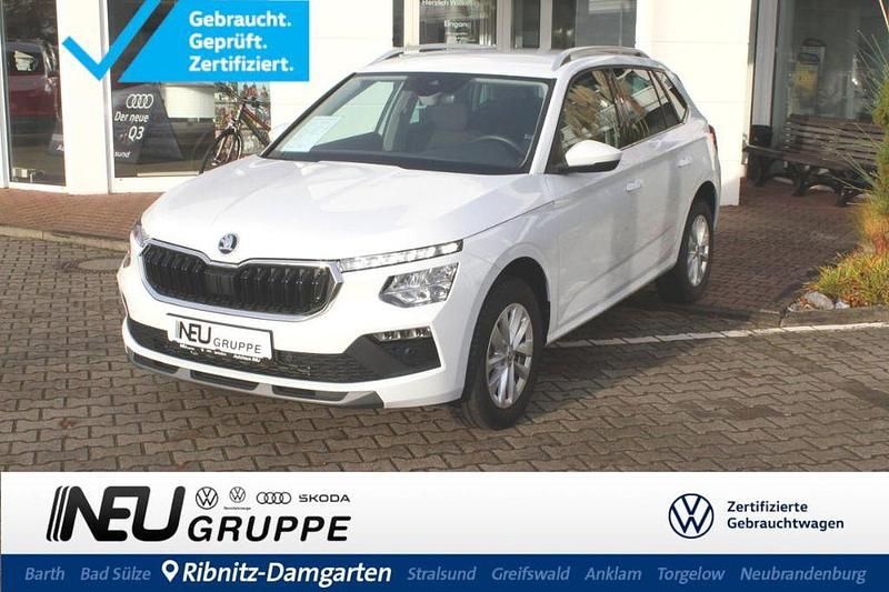 Moonweiß (metallic) Gebraucht 2024 Skoda Kamiq Selection SUV | 22.779 € (Guter Preis) - Bild 1/4