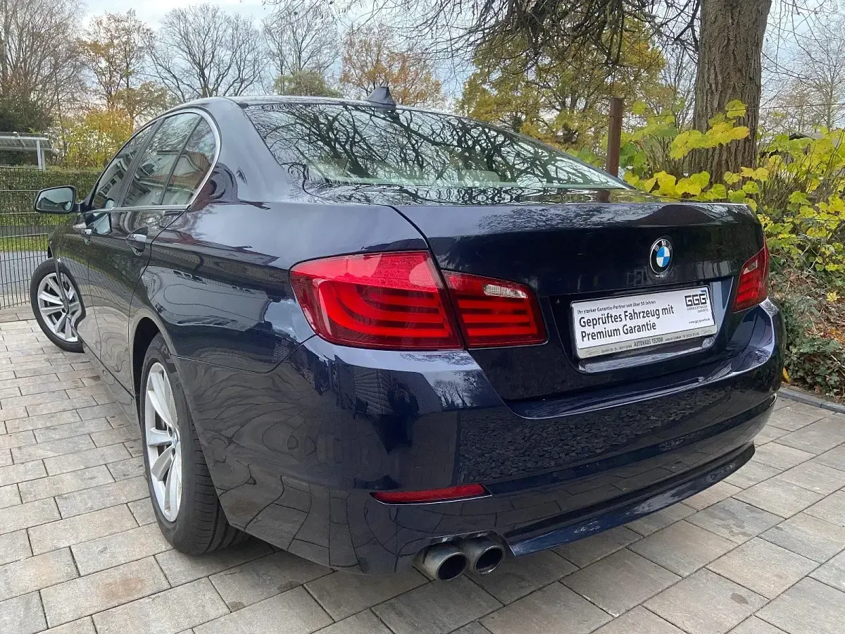 Używany BMW 530 245 KM (180 kW) 2011 Niebieski Sedan/Limuzyna