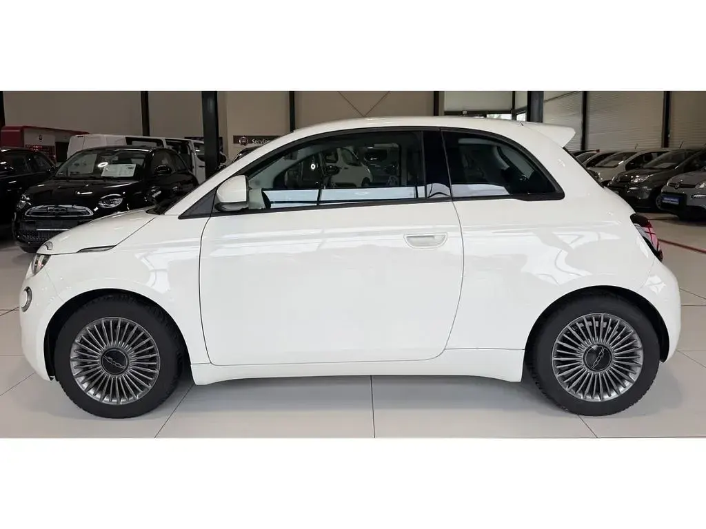 Gebraucht Fiat 500e Icon 86 kW (118 PS) 2022 Arktis weiß) (weiss Kleinwagen