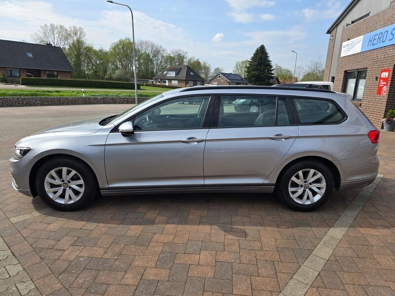 Gebraucht VW Passat 150 PS (110 kW) 2020 Silber Kombi