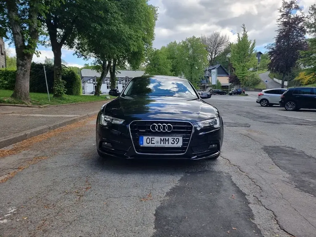 Gebraucht Audi A5 Sportback Ambiente 177 PS (130 kW) 2014 Schwarz Kleinwagen