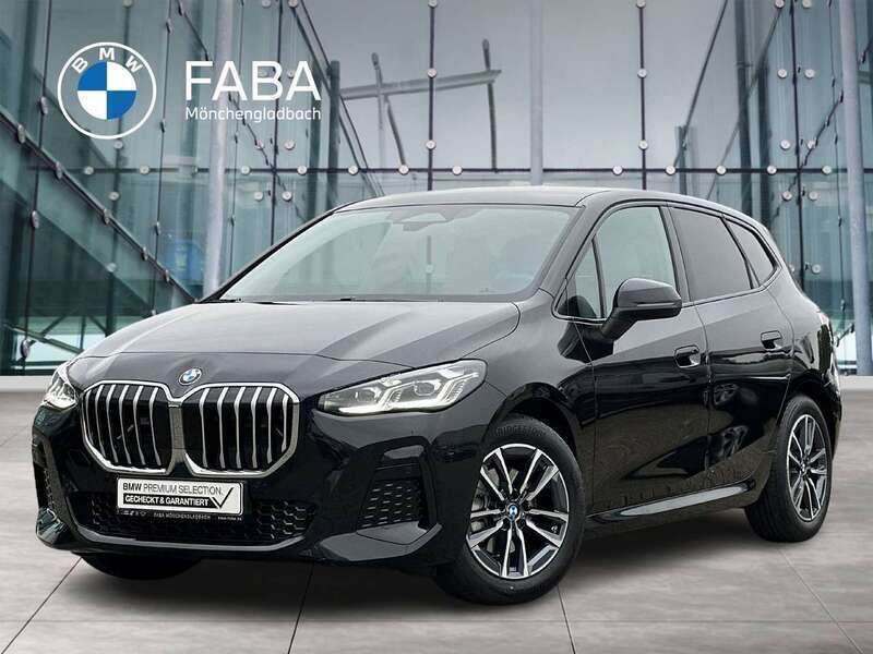 Saphirschwarz metallic Gebraucht 2024 BMW 218 Active Tourer Shadowline Van / Kleinbus | 34.790 € (Etwas zu teuer) - Bild 1/4