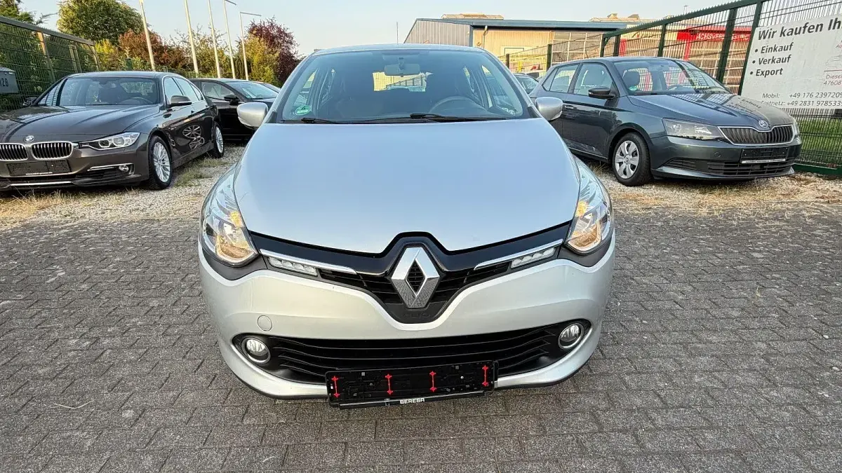 Gebraucht Renault Clio IV Dynamique 73 PS (53 kW) 2014 Silber Kleinwagen