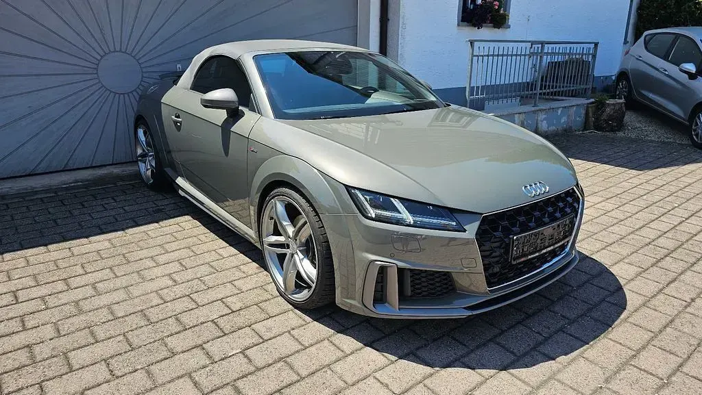 Gebraucht Audi TT Roadster Exclusive 197 PS (144 kW) 2023 Grau Cabrio