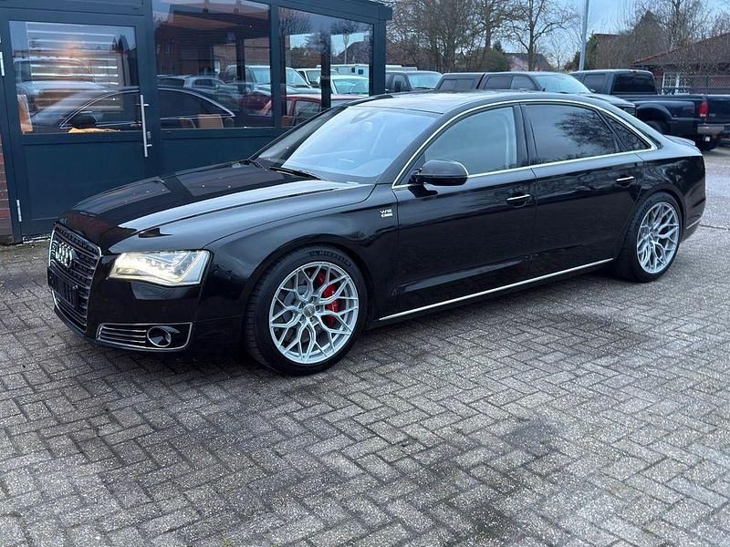 Schwarz Gebraucht 2011 Audi A8L Ambiente Limousine | 19.999 € (Guter Preis) - Bild 1/4