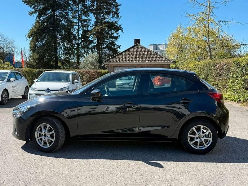 Gebraucht Mazda 2 Center-Line 105 PS (77 kW) 2016 Onyxschwarz metallic Kleinwagen