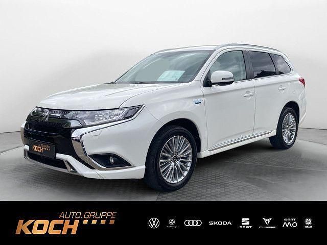 Weiß Gebraucht 2019 Mitsubishi Outlander P-HEV SUV | 18.695 € (Guter Preis) - Bild 1/4