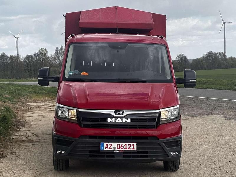 Gebraucht MAN TGE 140 PS (102 kW) 2017 Rot Van