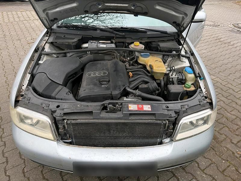 Gebraucht Audi A4 138 PS (101 kW) 1999 Limousine