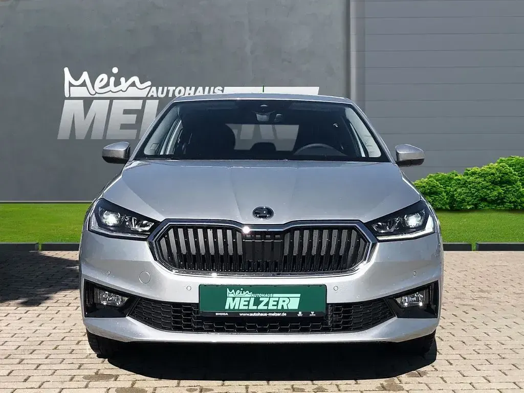 Neu Skoda Fabia Tour 116 PS (85 kW) 2025 Brilliantsilber Kleinwagen