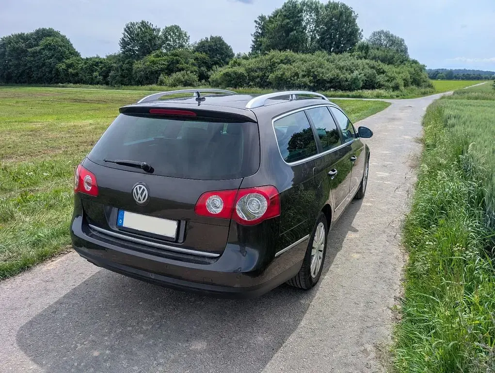 Gebraucht VW Passat Highline 170 PS (125 kW) 2006 Braun Limousine