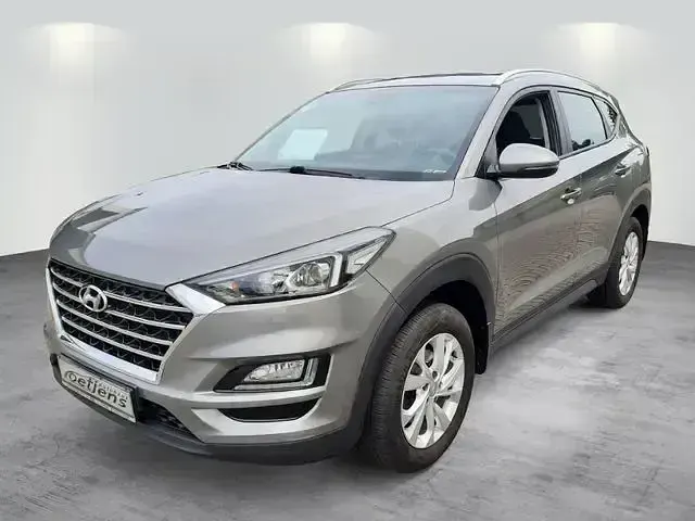 Gebraucht Hyundai Tucson 132 PS (97 kW) 2020 Grau SUV
