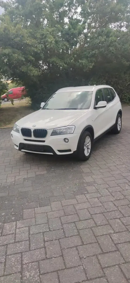 Gebraucht BMW X3 184 PS (135 kW) 2012 Weiß SUV