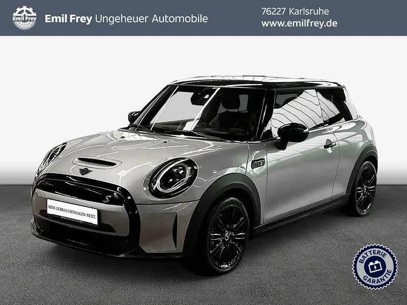 Melting silver iii metallic Gebraucht 2023 Mini Cooper SE Kleinwagen | 22.990 € (Fairer Preis) - Bild 1/3