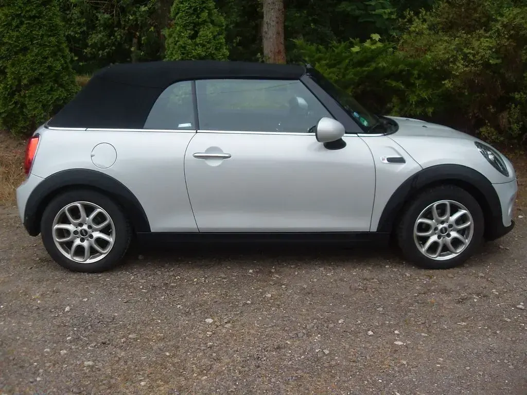 Gebraucht Mini Cooper Cabriolet 136 PS (100 kW) 2018 Silber Cabrio