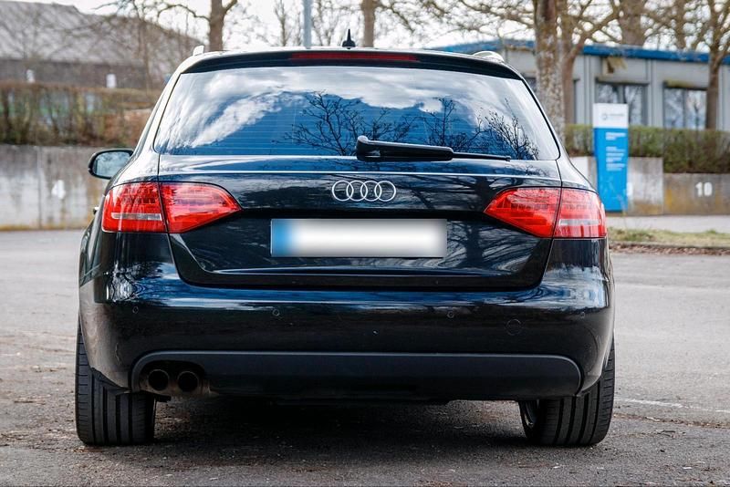Gebraucht Audi A4 S-Line 160 PS (117 kW) 2011 Schwarz Kombi