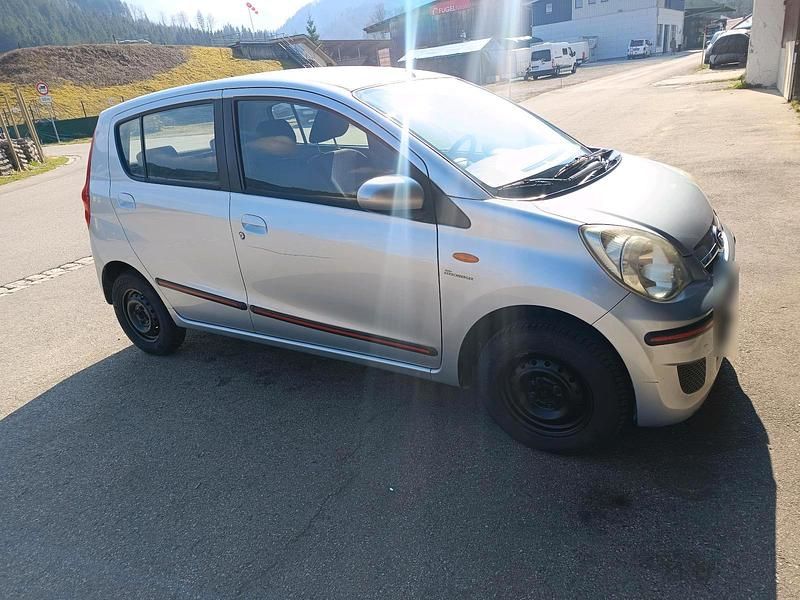 Gebraucht Daihatsu Cuore 70 PS (51 kW) 2007 Kleinwagen