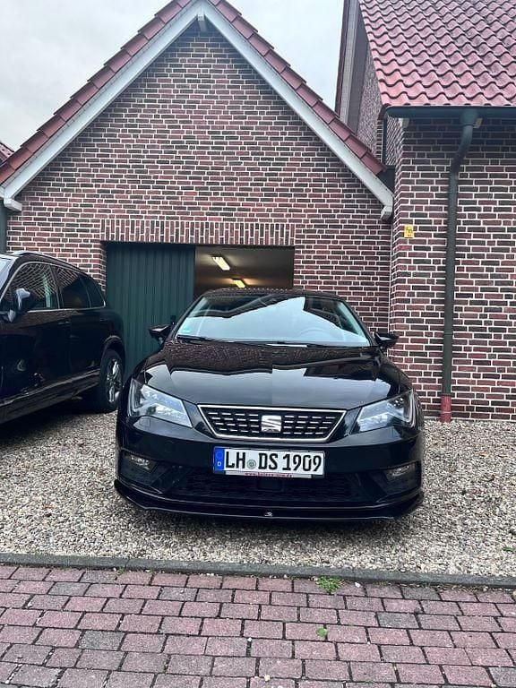 Gebraucht Seat Leon XCELLENCE 150 PS (110 kW) 2019 Schwarz Limousine
