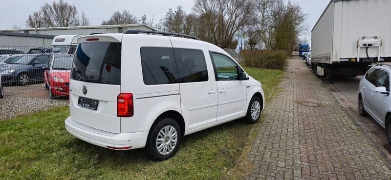 Gebraucht VW Caddy Comfortline 102 PS (75 kW) 2018 Weiß Van / Kleinbus
