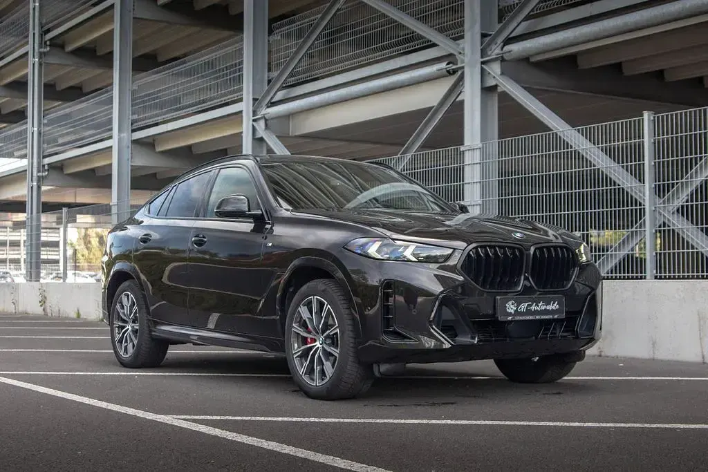 Gebraucht BMW X6 M Sport 286 PS (210 kW) 2024 Schwarz SUV