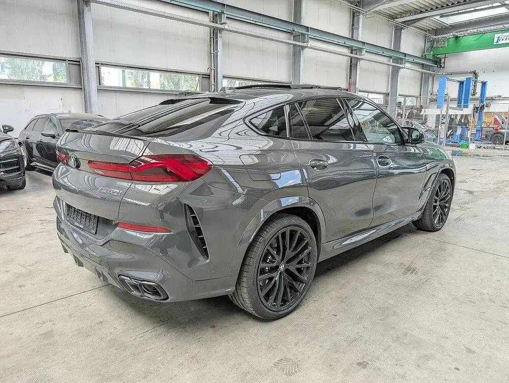 Gebraucht BMW X6 Performance 530 PS (389 kW) 2025 Grau SUV